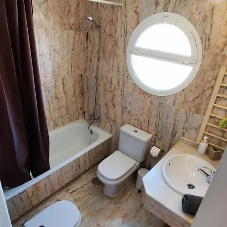 2bdr Penthouse, Terrace, Bbq, Pools And Sea View In *